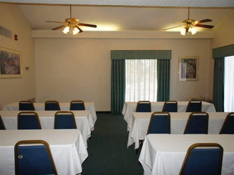 Baymont By Wyndham Fort Myers Central Exterior foto